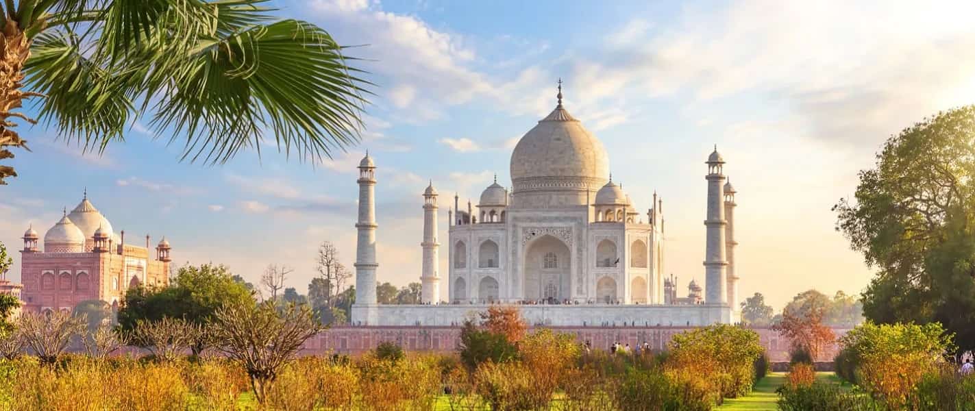 Taj Mahal & Yoga Meditation Tour